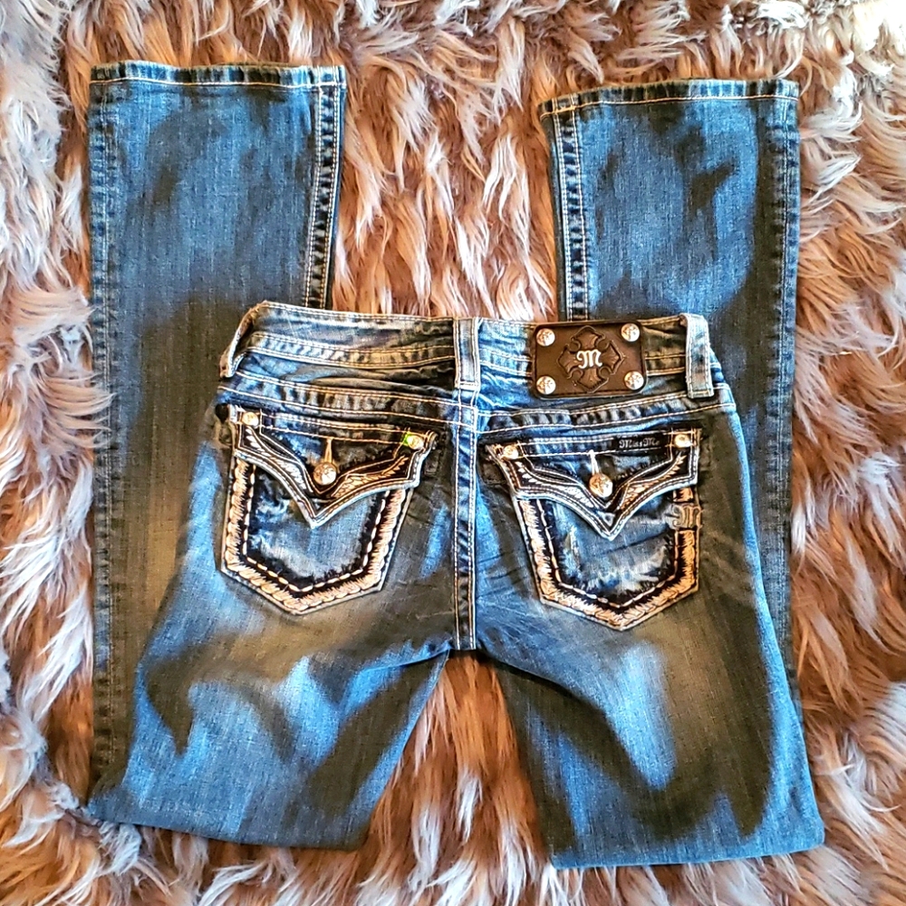 🌸 Miss Me Signature Bootcut Jeans Size 24